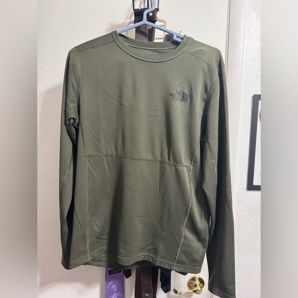 Men’s north face olive green long sleeve